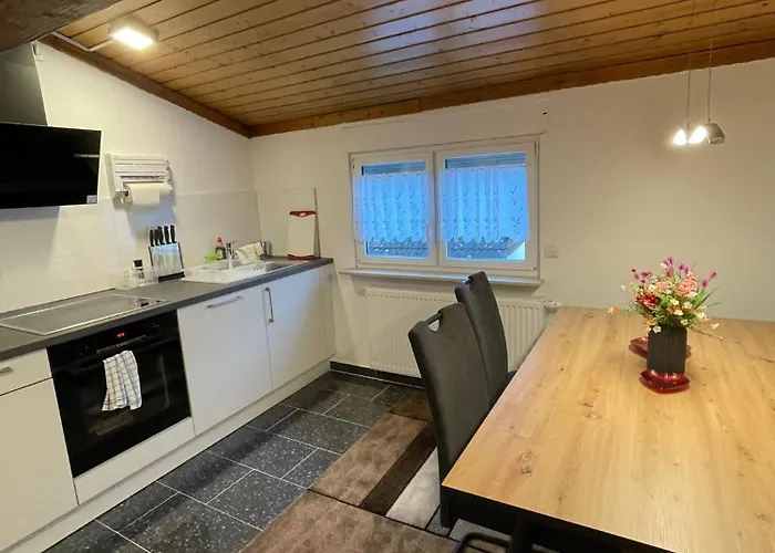 Luis Ruesselsheim D1 Homestay szállás *